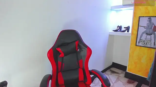 Snapshot of lala_clark chatting on 9, 2, 2026 lala clark online show from 9, 2, 2026