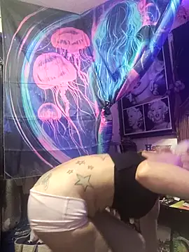 blondebarbiebae online show from 15, 11, 2025