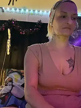 blondebarbiebae online show from 11, 7, 2026