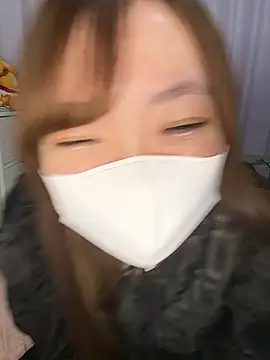 Snapshot of Moe_v_v chatting on 25, 11, 2025 Moe v v online show from 25, 11, 2025