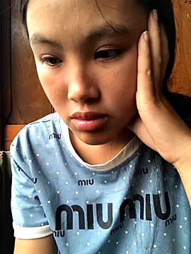 Snapshot of Mai_lovely chatting on 14, 10, 2025 Mai lovely online show from 14, 10, 2025