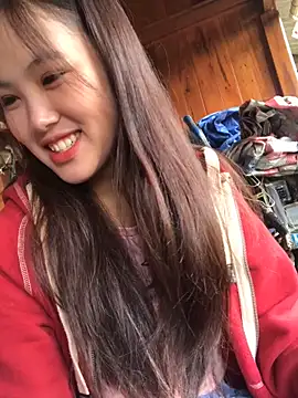 Snapshot of Mai_lovely chatting on 15, 11, 2025 Mai lovely online show from 15, 11, 2025