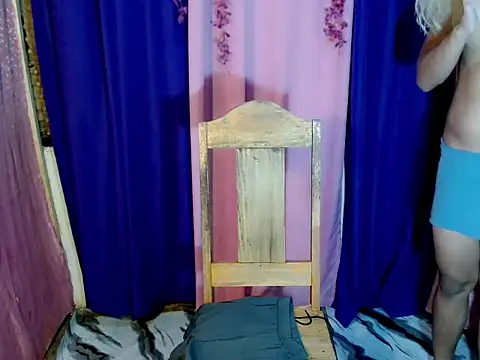 lustfull glacy online show from 3, 3, 2026