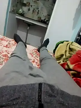 HolaPeeps online show from 2, 12, 2025