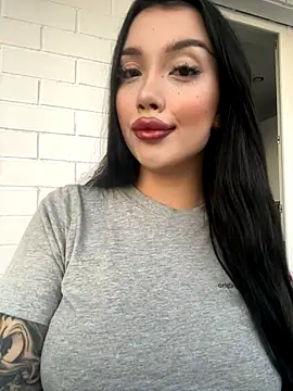 kiss Lissa online show from 2, 11, 2025