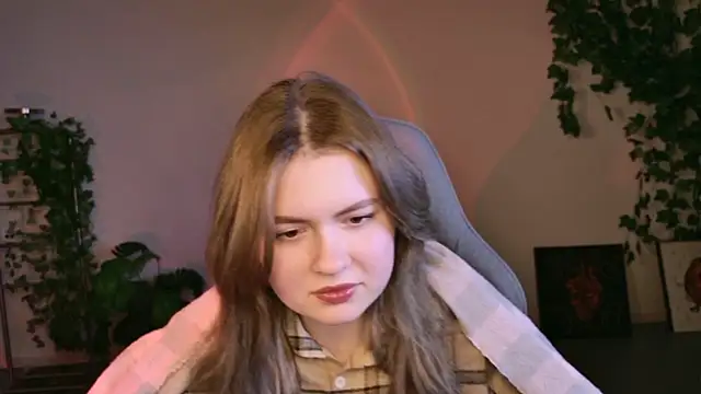 HaleySun online show from 25, 11, 2025