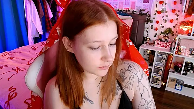 Snapshot of Ayla_Hicks chatting on 25, 2, 2026 Ayla Hicks online show from 25, 2, 2026