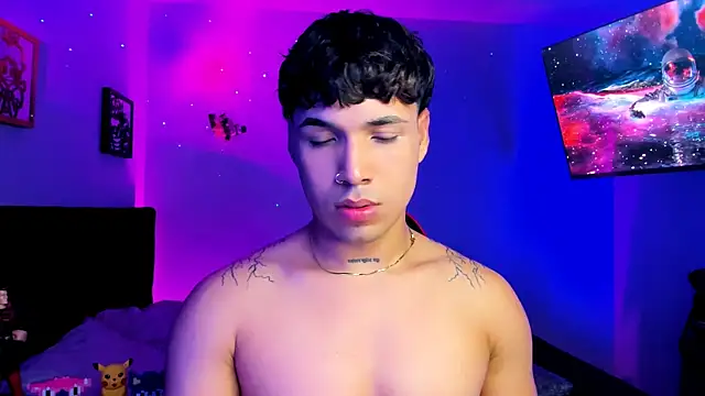 Snapshot of Adams_Collins chatting on 3, 12, 2025 Adams Collins online show from 3, 12, 2025