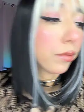 emily  walker online show from 17, 5, 2026