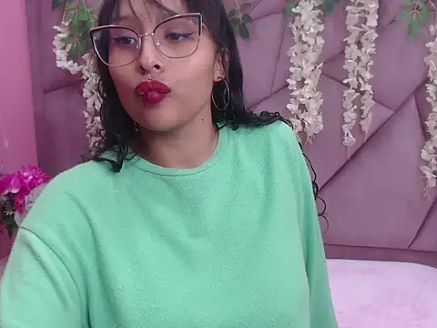 LILI CANDIES online show from 30, 9, 2025