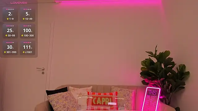 TiaBelle online show from 6, 10, 2025