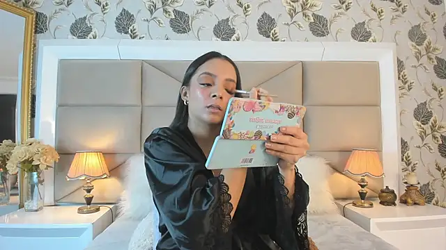 MayaDeLuca online show from 13, 1, 2026