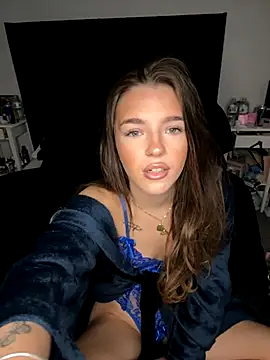 Snapshot of OceanLoverxox chatting on 19, 10, 2025 OceanLoverxox online show from 19, 10, 2025
