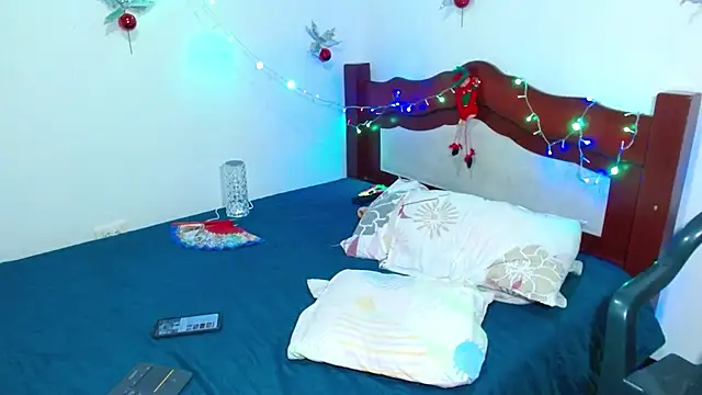 lorenacapelli online show from 22, 12, 2025