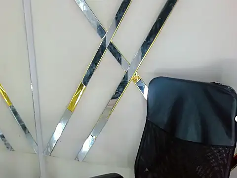 AuroraRoss online show from 8, 11, 2025