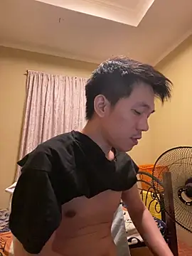 Snapshot of asian_guy_69 chatting on 25, 9, 2025 asian guy 69 online show from 25, 9, 2025