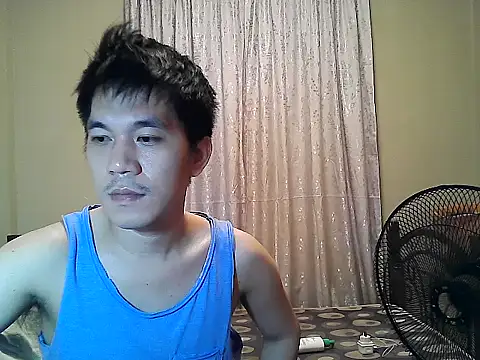 Snapshot of asian_guy_69 chatting on 29, 9, 2025 asian guy 69 online show from 29, 9, 2025
