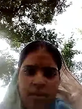 Cuty nensi online show from 9, 10, 2025