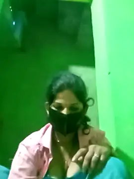 Cuty nensi online show from 28, 10, 2025