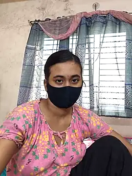 Love Queen11 online show from 25, 10, 2025