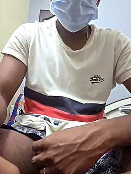 Snapshot of handsome_blg_tam chatting on 7, 10, 2025 handsome blg tam online show from 7, 10, 2025
