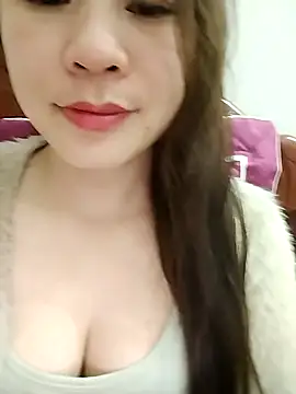 Girl Shy2000 online show from 2, 12, 2025