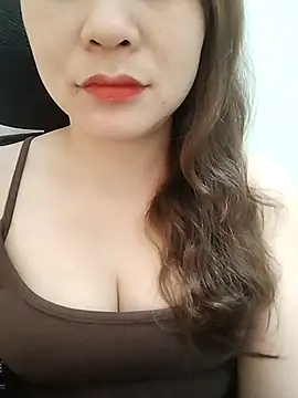 Snapshot of Girl_Shy2000 chatting on 2, 5, 2026 Girl Shy2000 online show from 2, 5, 2026