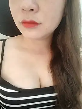 Snapshot of Girl_Shy2000 chatting on 5, 5, 2026 Girl Shy2000 online show from 5, 5, 2026
