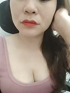 Snapshot of Girl_Shy2000 chatting on 12, 5, 2026 Girl Shy2000 online show from 12, 5, 2026