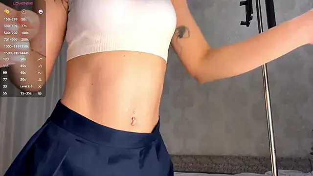 Snapshot of ameliasweetygirl chatting on 17, 10, 2025 ameliasweetygirl online show from 17, 10, 2025