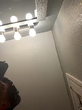 Moisesjrtapia online show from 6, 4, 2026