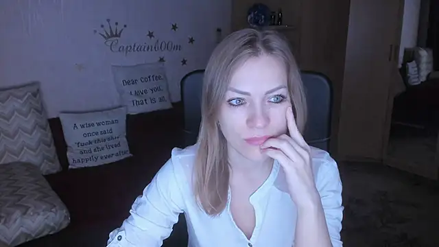 Tiffany Bates online show from 24, 10, 2025