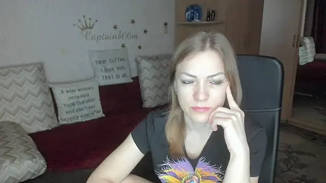 Tiffany Bates online show from 19, 11, 2025