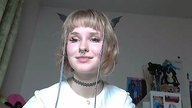 Paradoxy  online show from 23, 4, 2026