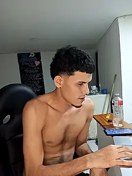 Snapshot of Pingasaboy20 chatting on 17, 10, 2025 Pingasaboy20 online show from 17, 10, 2025