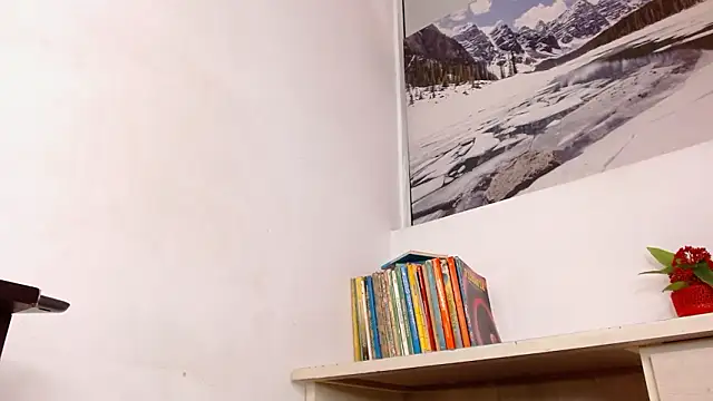 Adrianna5  online show from 11, 3, 2026