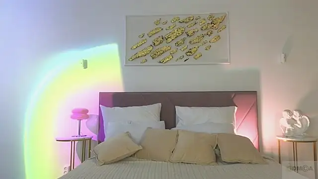 Nicole Broown  online show from 8, 2, 2026