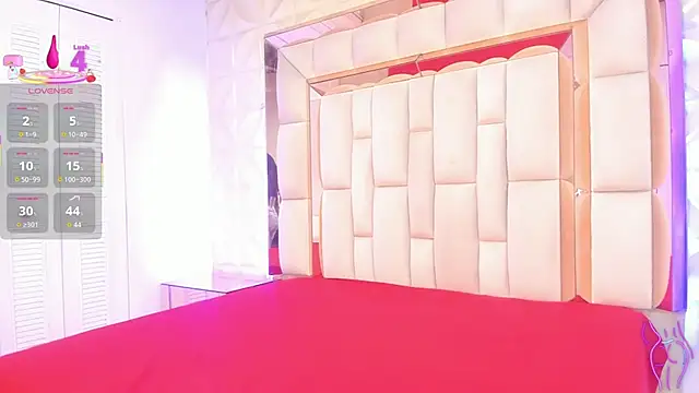 Sarah Adamss online show from 17, 11, 2025