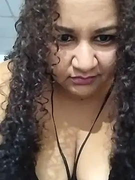 MEYBELLATINA online show from 21, 10, 2025