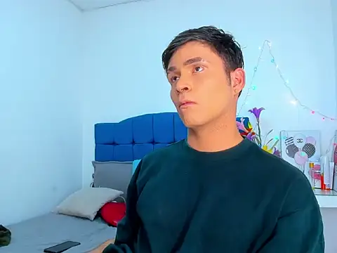 Aaron Foxxx online show from 30, 11, 2025