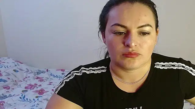 Snapshot of erotic_hell chatting on 3, 10, 2025 erotic hell online show from 3, 10, 2025