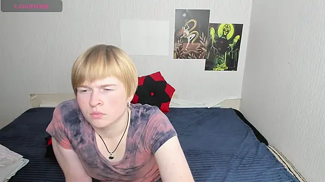 Cattie w  online show from 25, 11, 2025