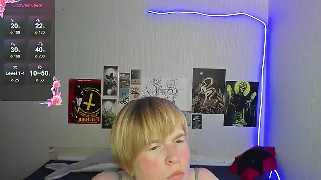 Cattie w  online show from 17, 12, 2025