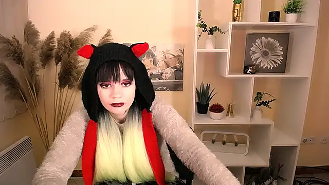 Snapshot of Dream_Caster_ chatting on 28, 9, 2025 Dream Caster online show from 28, 9, 2025