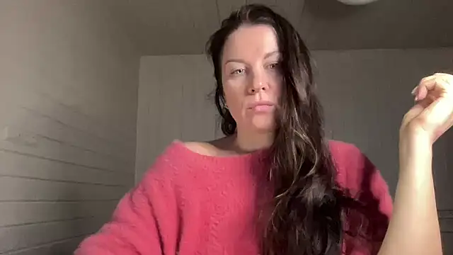 Snapshot of Tarivona chatting on 1, 2, 2026 Tarivona online show from 1, 2, 2026