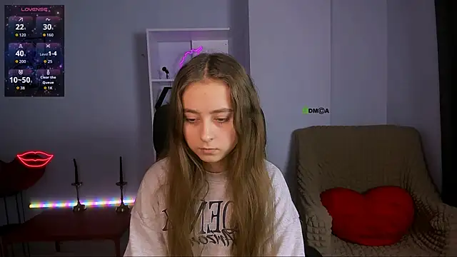 Snapshot of rebecca_smile chatting on 17, 11, 2025 rebecca smile online show from 17, 11, 2025