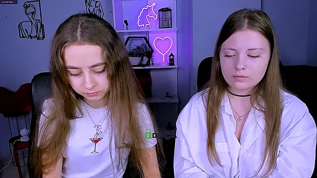 Snapshot of rebecca_smile chatting on 28, 11, 2025 rebecca smile online show from 28, 11, 2025