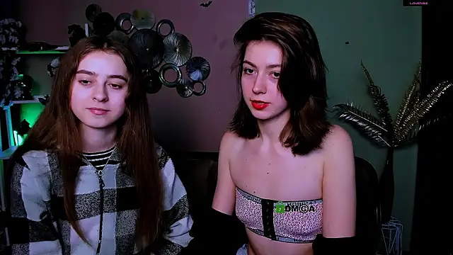 Snapshot of rebecca_smile chatting on 16, 12, 2025 rebecca smile online show from 16, 12, 2025