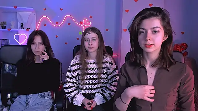 Snapshot of rebecca_smile chatting on 7, 2, 2026 rebecca smile online show from 7, 2, 2026