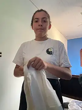 larj021bb online show from 16, 4, 2026